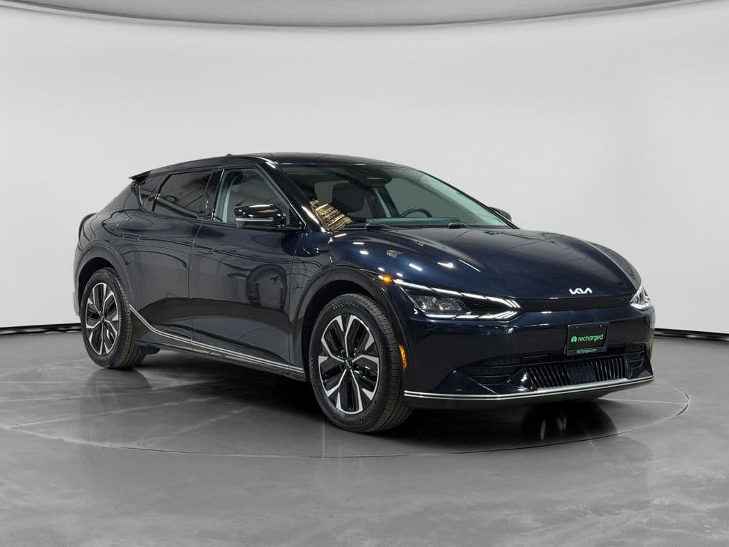 2022 Kia EV6 view 4