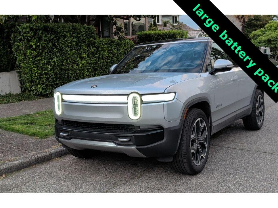 2025 Rivian R1S
