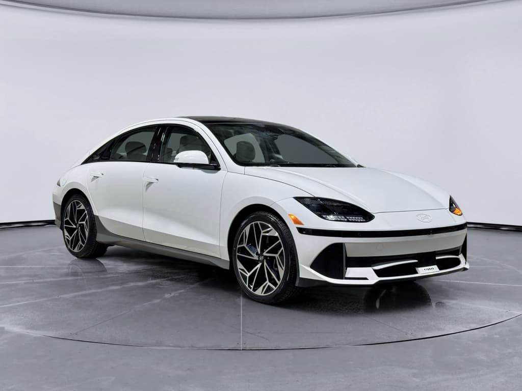 2024 Hyundai IONIQ 6 view 4