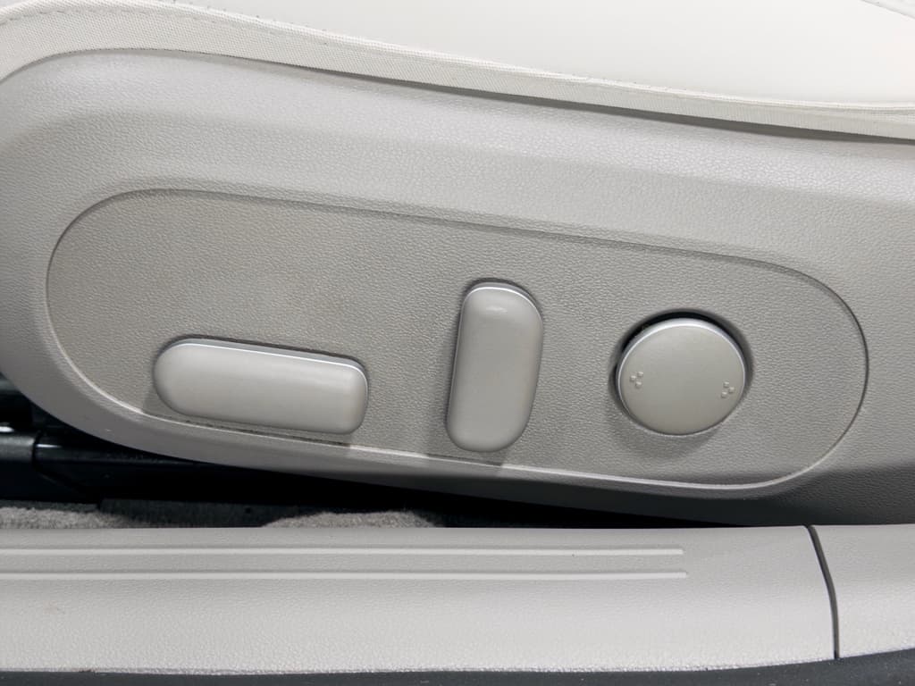 2024 Hyundai IONIQ 6 view 7