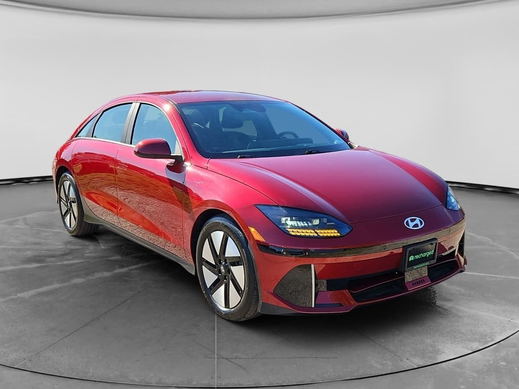 2024 Hyundai IONIQ 6 view 4