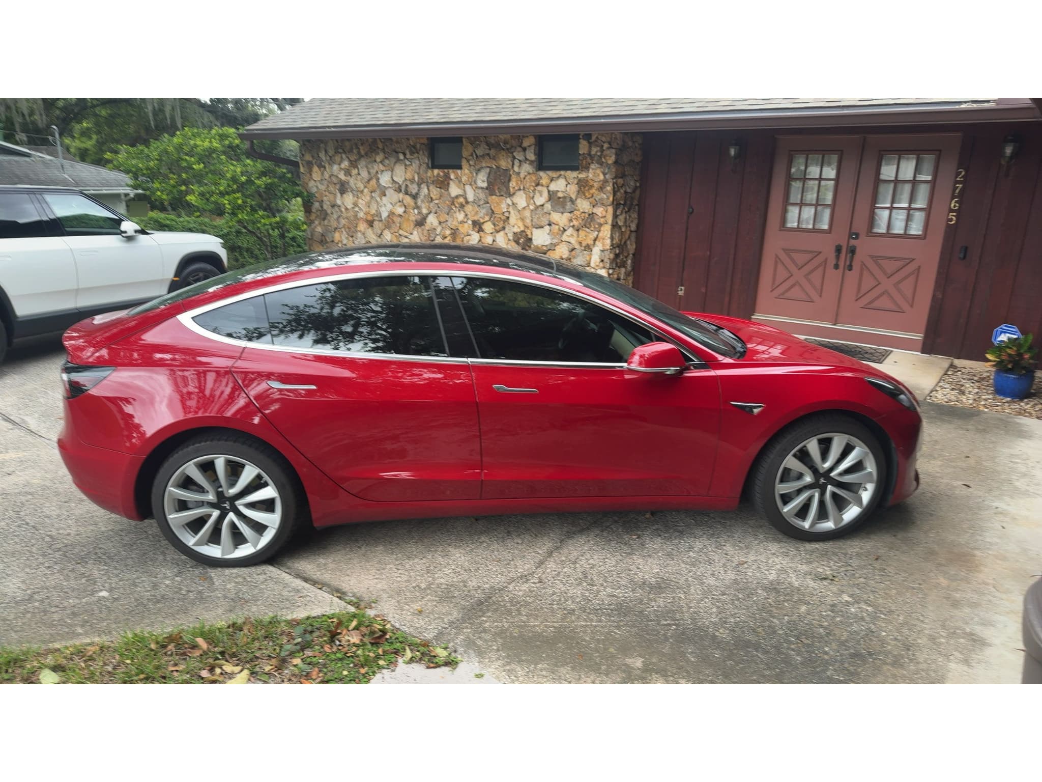2018 Tesla Model 3 view 6