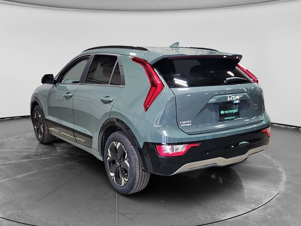 2023 Kia Niro EV view 2