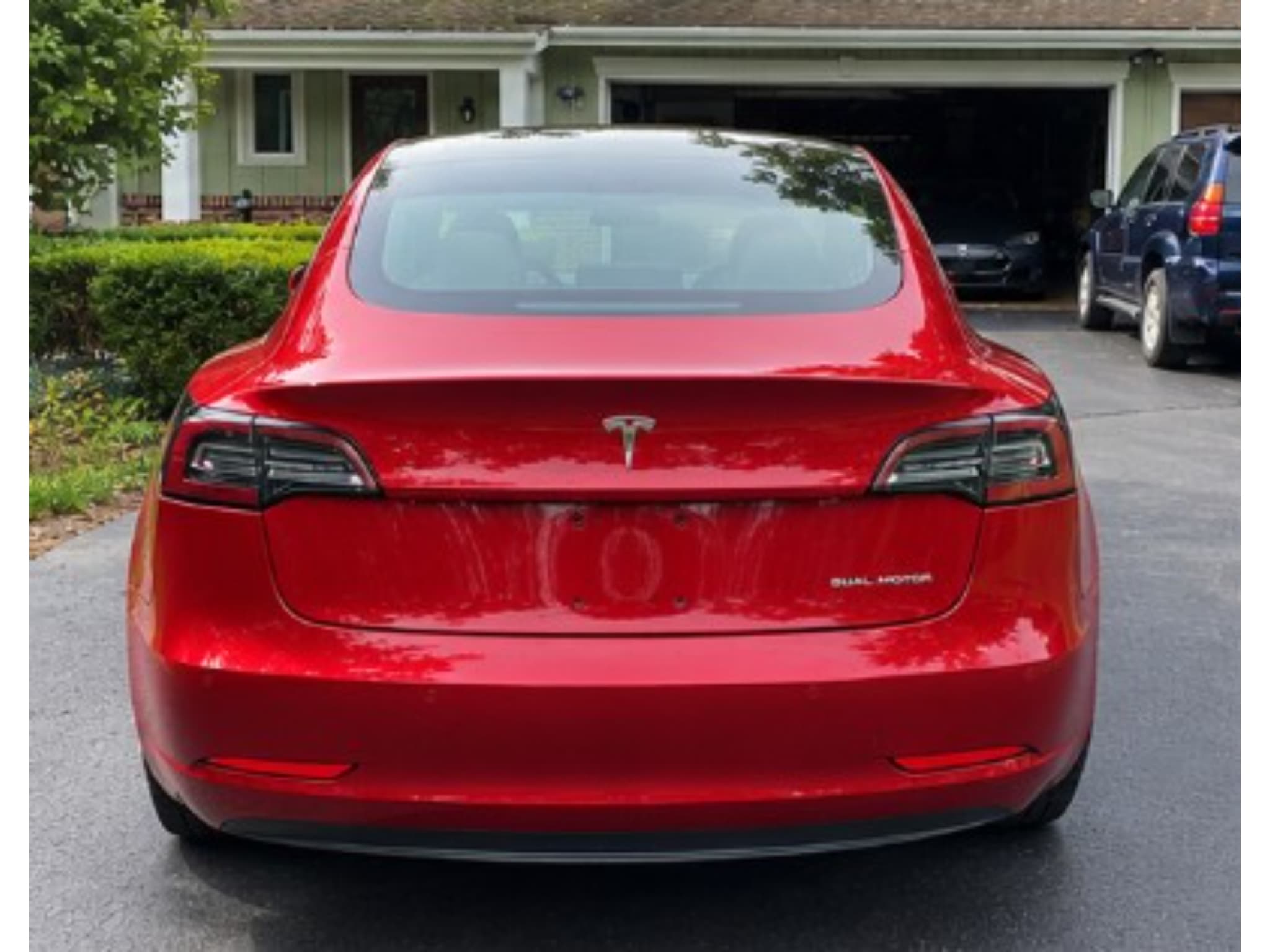 2018 Tesla Model 3 view 3