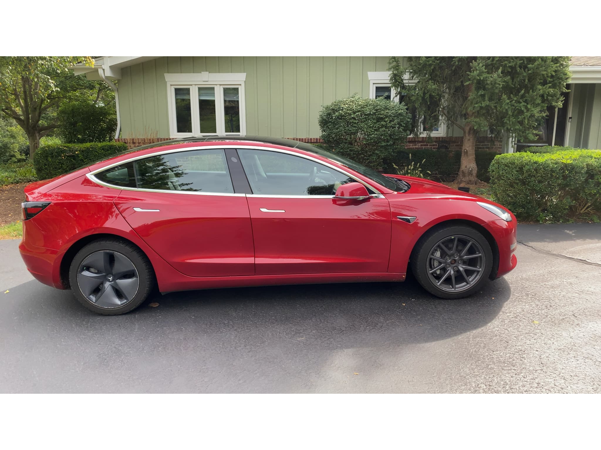 2018 Tesla Model 3 view 6