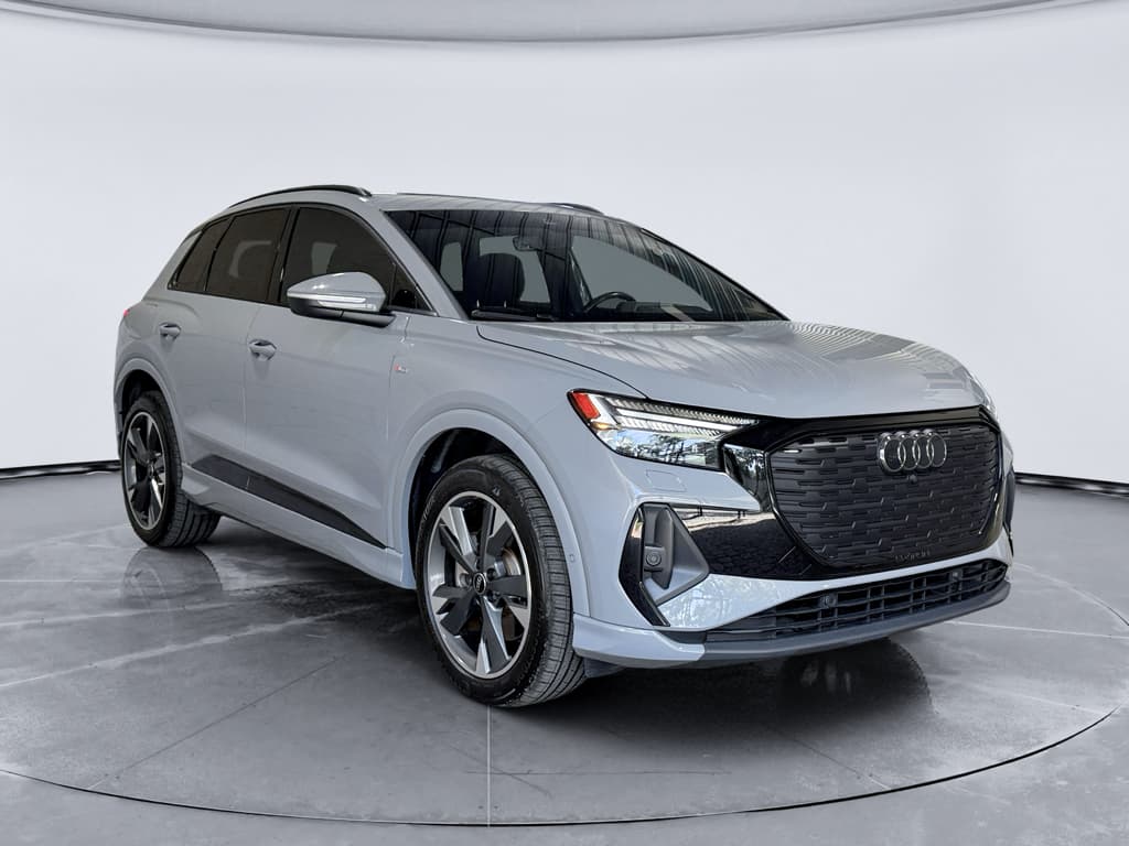 2023 Audi Q4 e-tron view 4