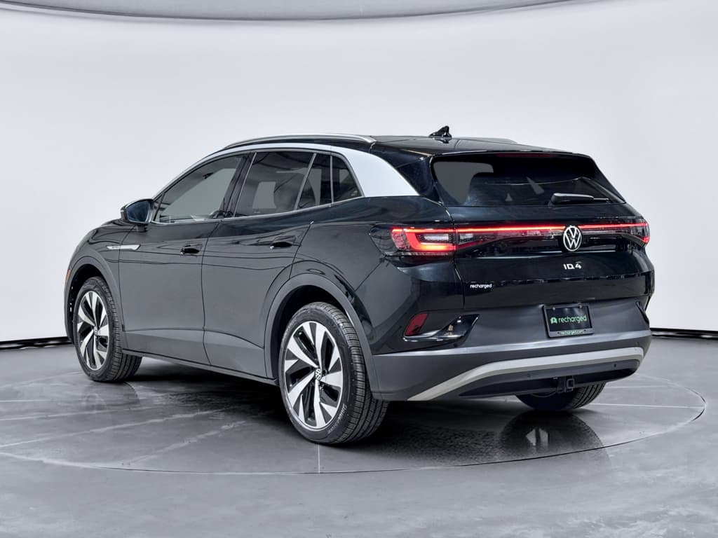 2022 Volkswagen ID.4 view 2