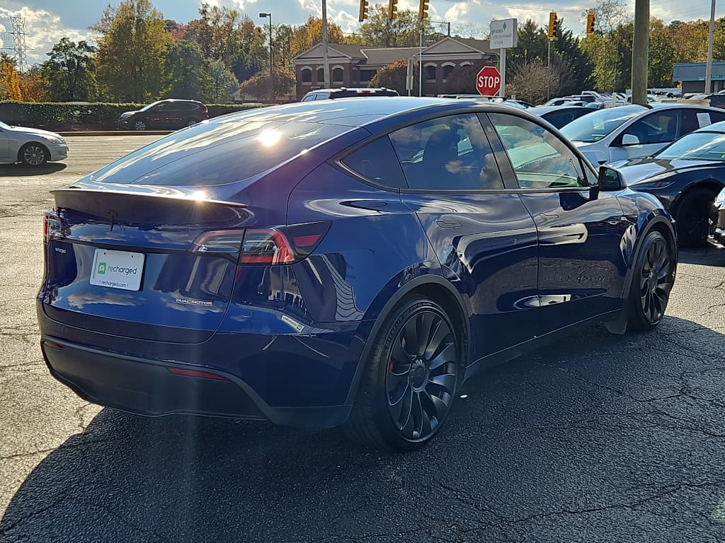 2021 Tesla Model Y view 3