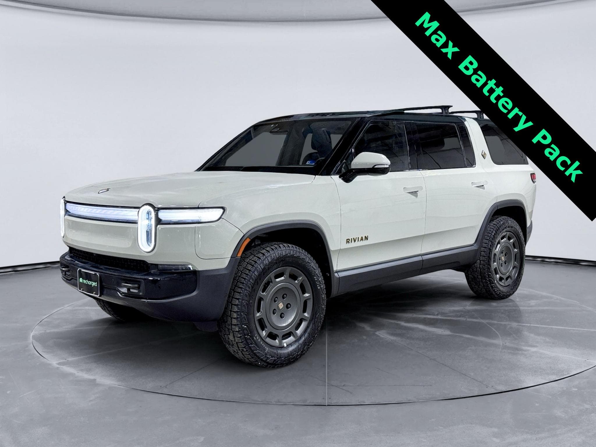 2025 Rivian R1S