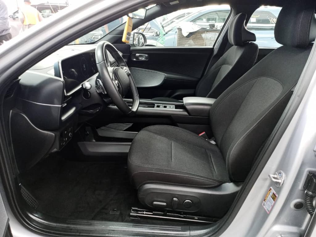 2024 Hyundai IONIQ 6 view 5