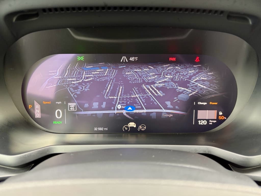 2022 Polestar Polestar 2 view 9