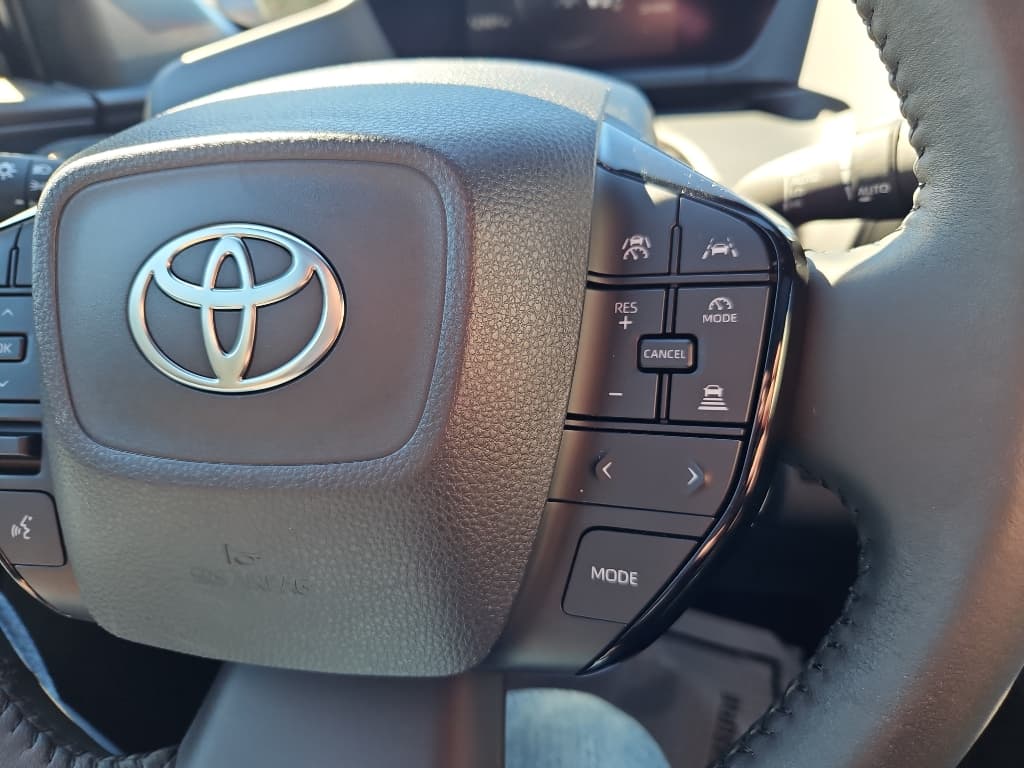 2024 Toyota bZ4X view 10