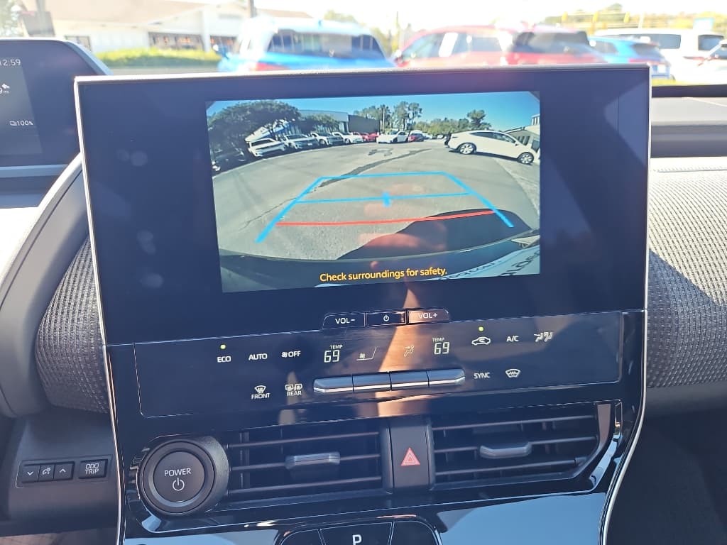 2024 Toyota bZ4X view 14