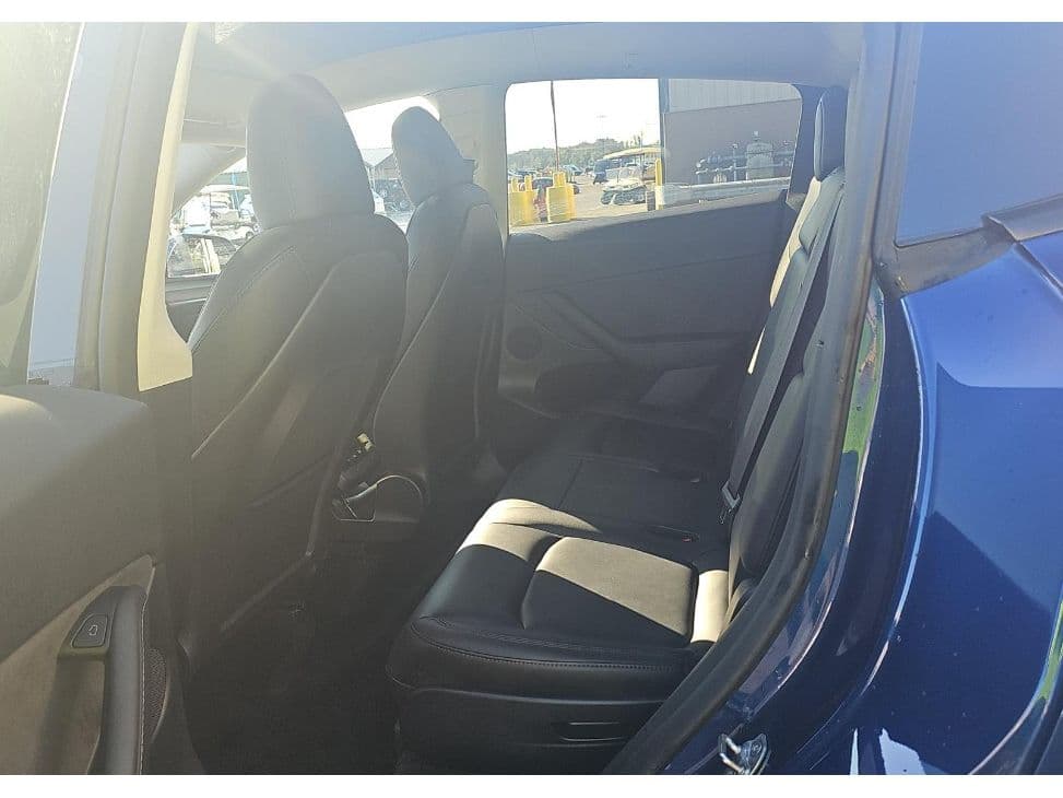 2024 Tesla Model Y view 6