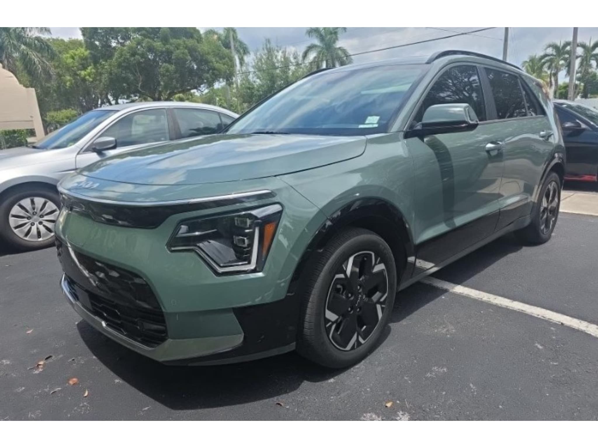 2023 Kia Niro EV view 2