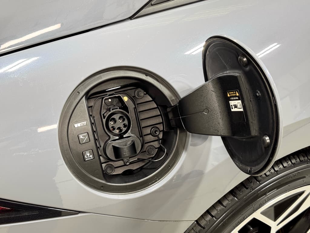 2024 Hyundai IONIQ 6 view 5