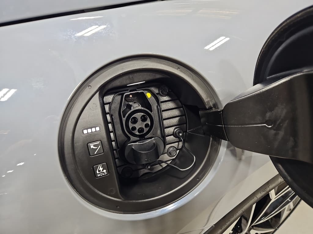 2024 Hyundai IONIQ 6 view 5