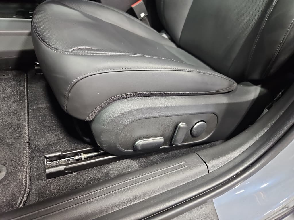 2024 Hyundai IONIQ 6 view 7
