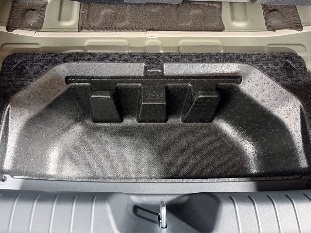 2024 Hyundai IONIQ 6 view 28