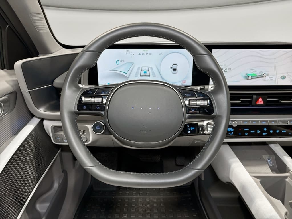 2024 Hyundai IONIQ 6 view 8