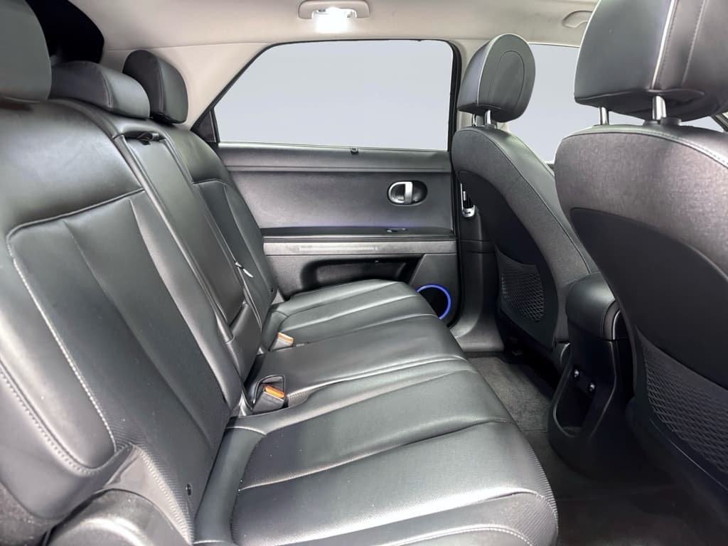 2022 Hyundai IONIQ 5 view 23