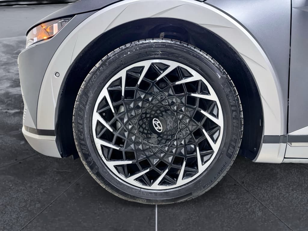 2022 Hyundai IONIQ 5 view 32