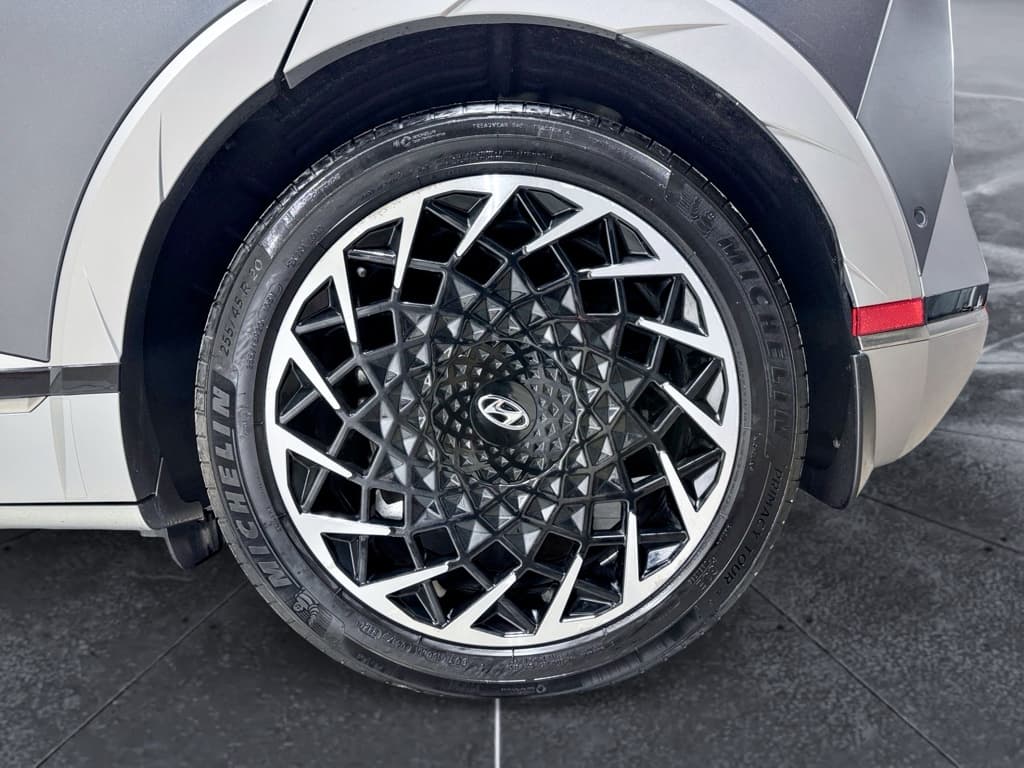 2022 Hyundai IONIQ 5 view 34