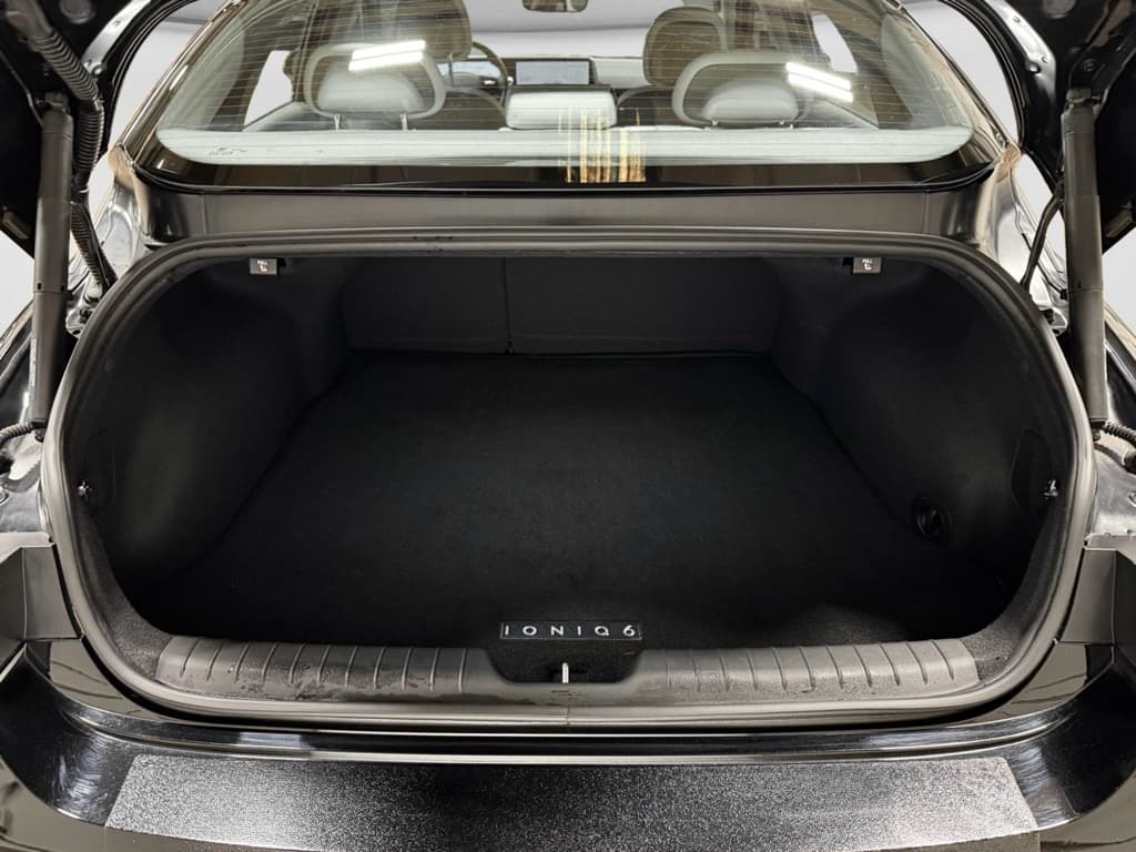 2024 Hyundai IONIQ 6 view 29