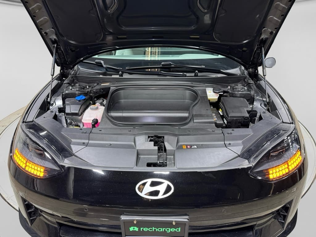 2024 Hyundai IONIQ 6 view 27