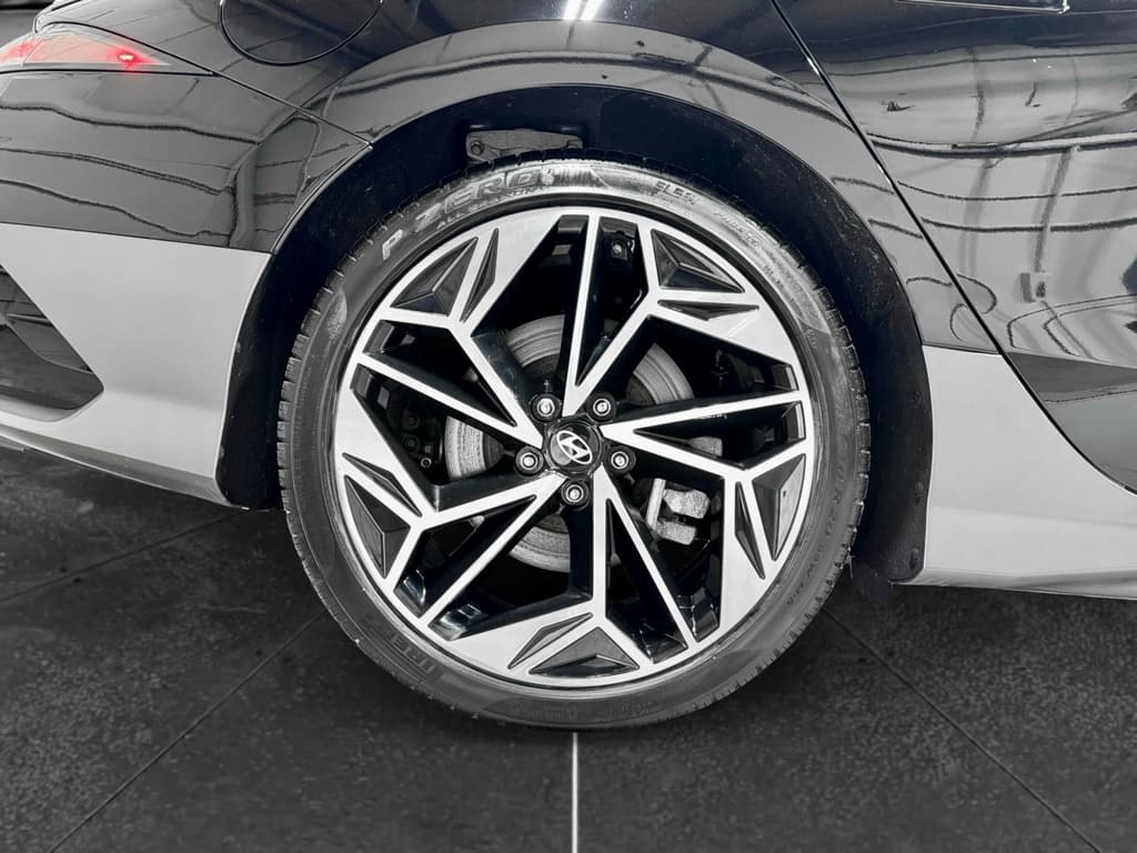 2024 Hyundai IONIQ 6 view 39