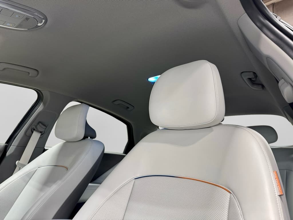 2024 Hyundai IONIQ 6 view 26