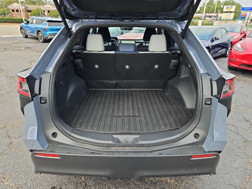 2024 Subaru Solterra view 24