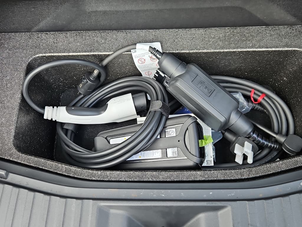 2024 Subaru Solterra view 6