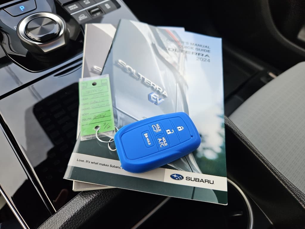 2024 Subaru Solterra view 21