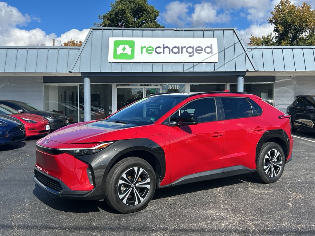 2024 Toyota bZ4X view 1