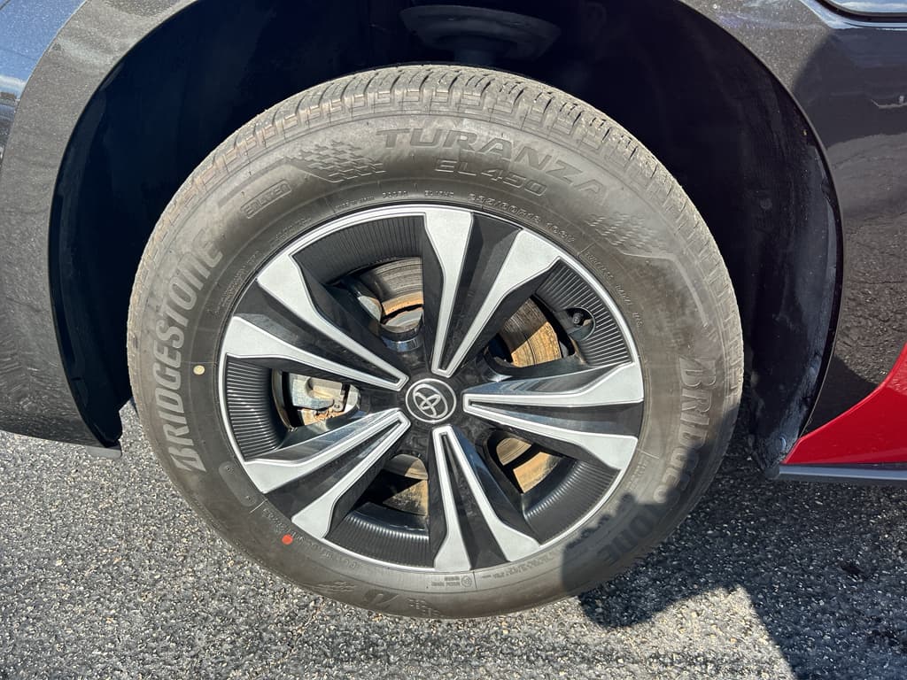 2024 Toyota bZ4X view 27