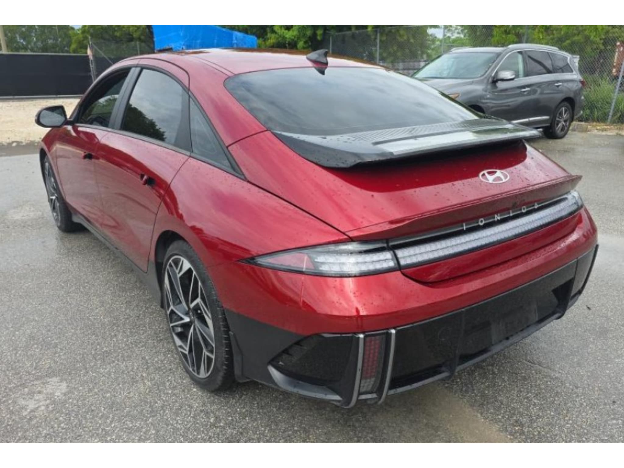 2025 Hyundai IONIQ 6 view 4