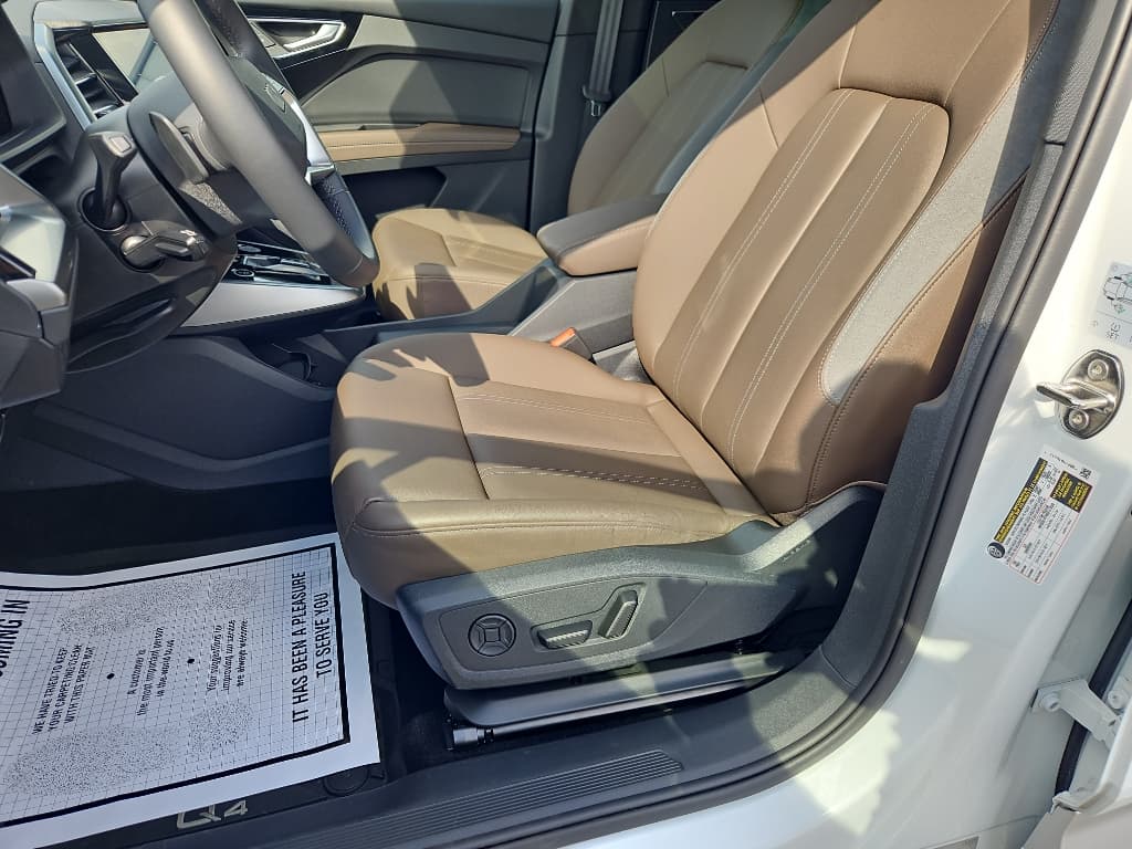 2024 Audi Q4 e-tron view 7
