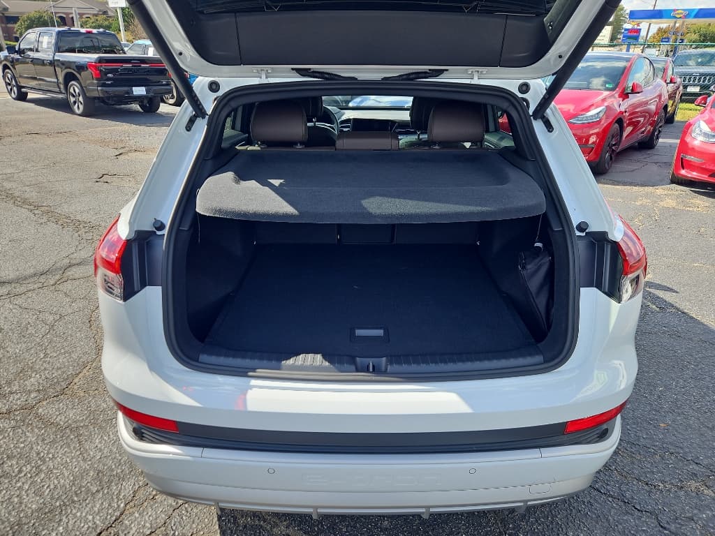 2024 Audi Q4 e-tron view 24
