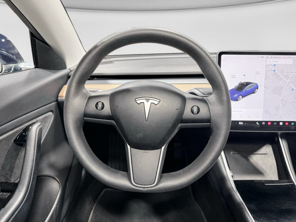 2018 Tesla Model 3 view 7