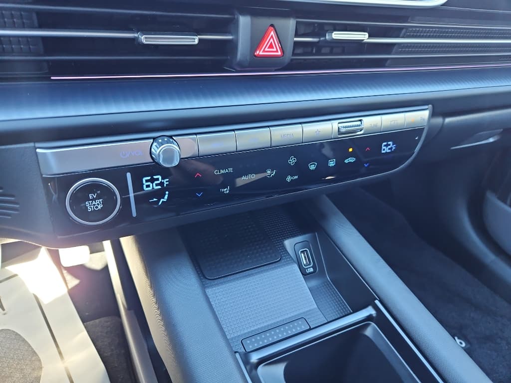 2025 Hyundai IONIQ 6 view 13
