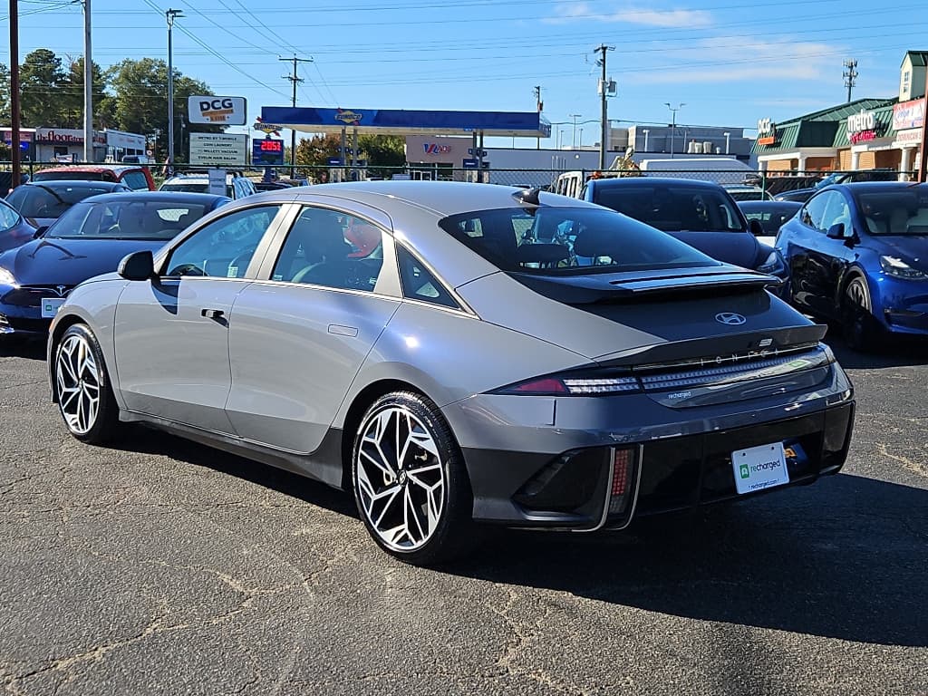 2025 Hyundai IONIQ 6 view 2