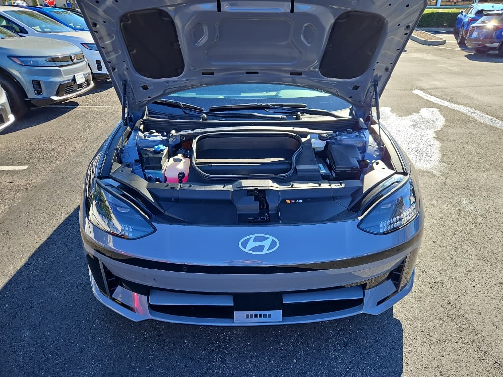 2025 Hyundai IONIQ 6 view 24