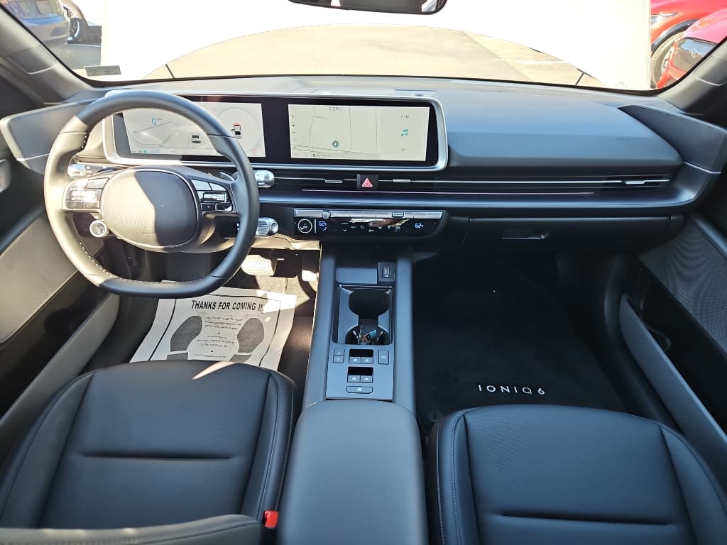 2025 Hyundai IONIQ 6 view 14