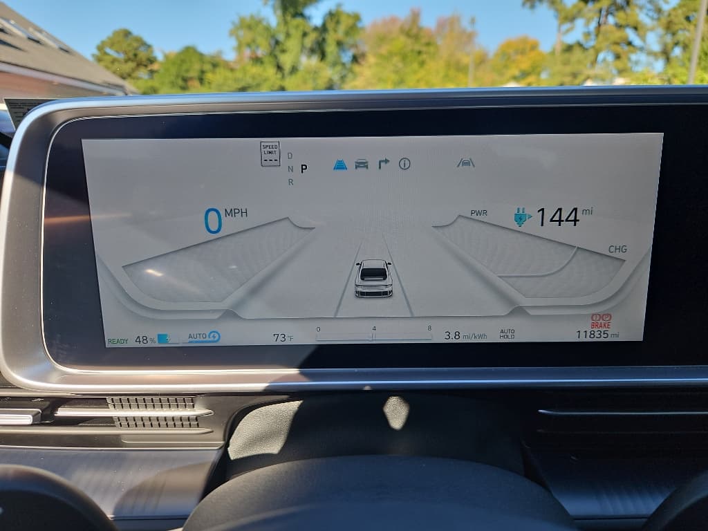 2025 Hyundai IONIQ 6 view 9