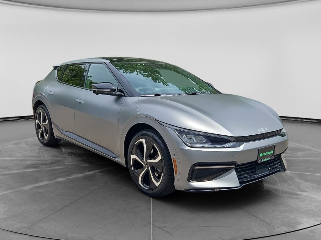 2023 Kia EV6 view 4