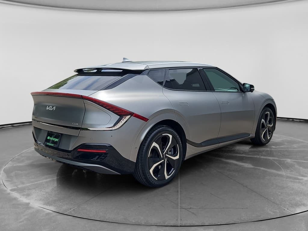 2023 Kia EV6 view 3