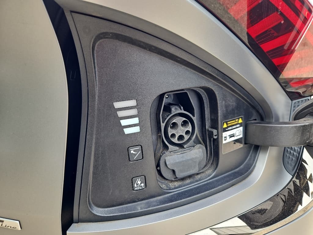 2023 Kia EV6 view 5