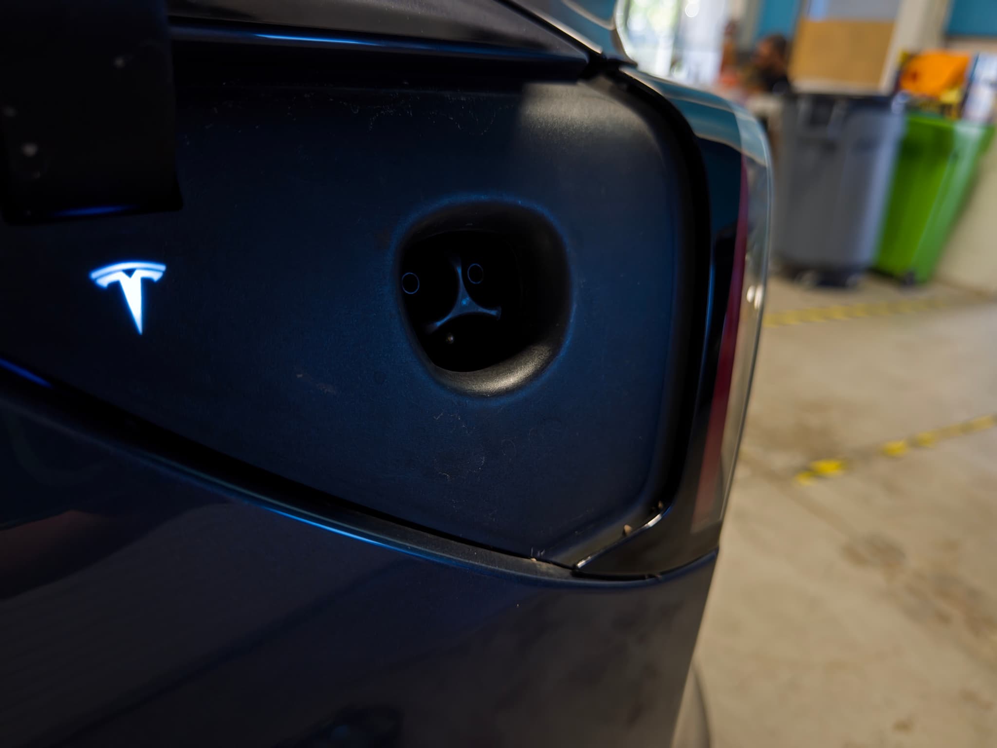 2021 Tesla Model 3 view 5