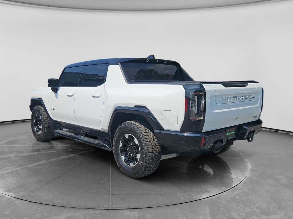 2022 GMC Hummer EV view 2